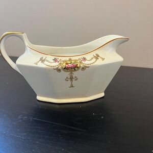 French P Belclair elegant cottage gravy boat sauce serving dish Made in France